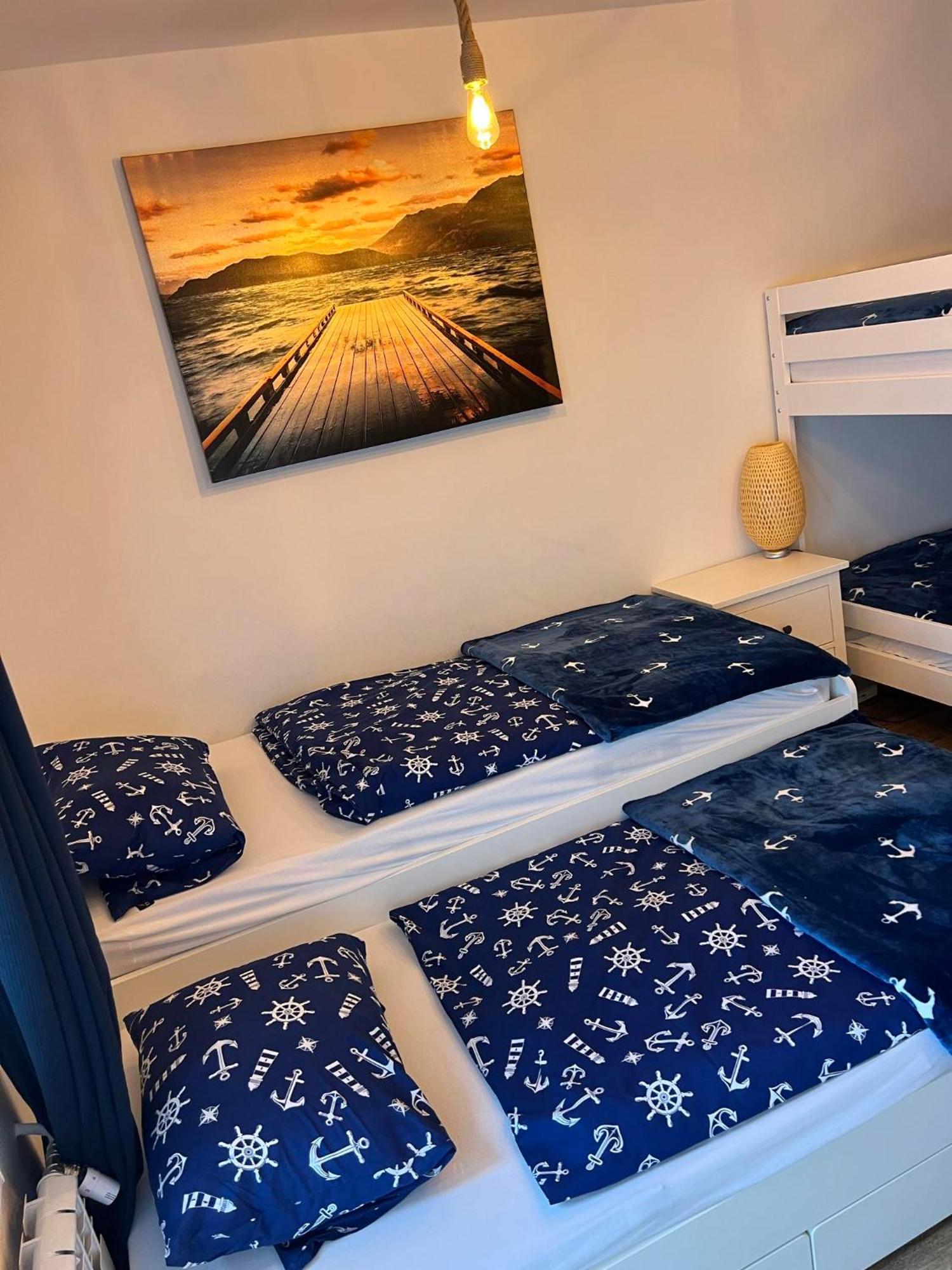 Nadmorska Ostoya Homestay *