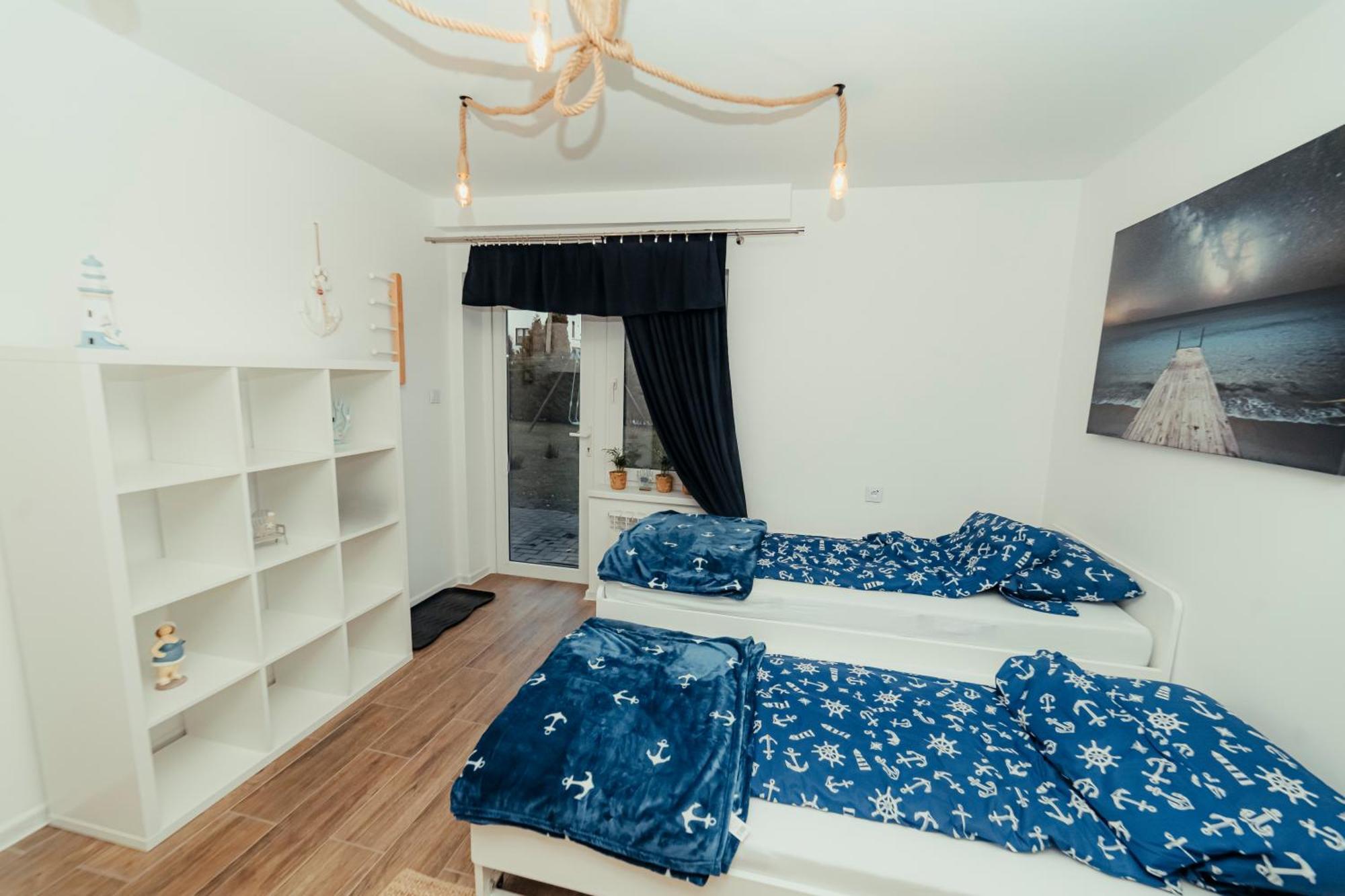 Nadmorska Ostoya Homestay *